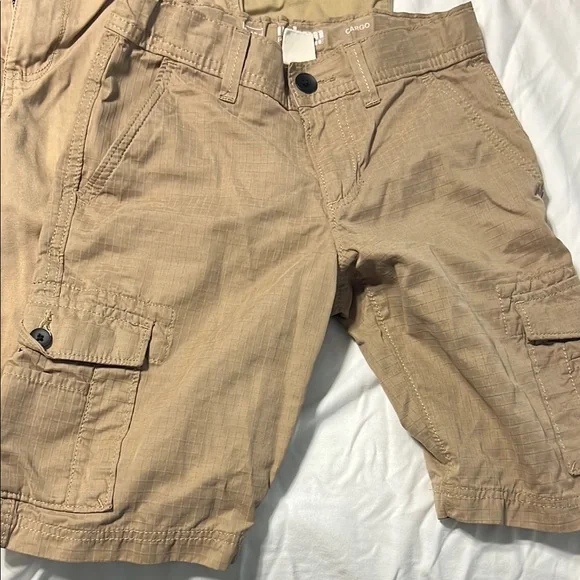 Boys size 8 Tan Cargo Shorts Trio children’s place and Cherokee - Picture 5 of 8